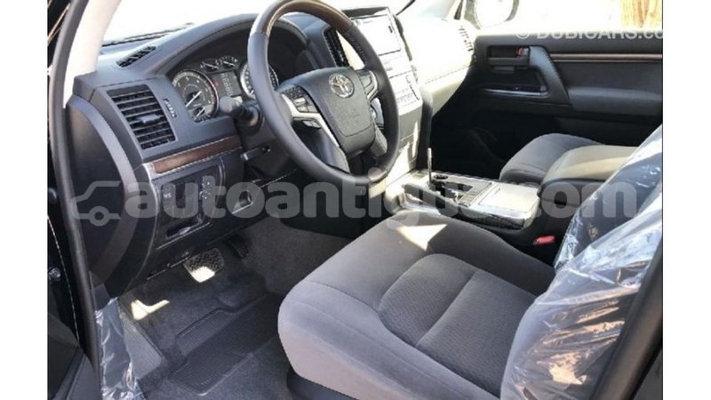 Big with watermark toyota land cruiser antigua import dubai 2104