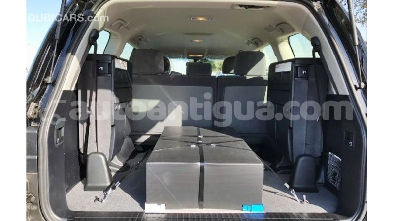 Big with watermark toyota land cruiser antigua import dubai 2104