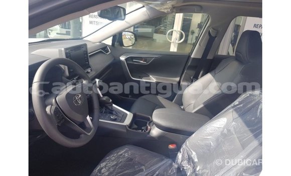 Buy Import Toyota HiAce Other Truck in Import - Dubai in Antigua Buy Import Toyota HiAce Other Truck in Import - Dubai in Antigua