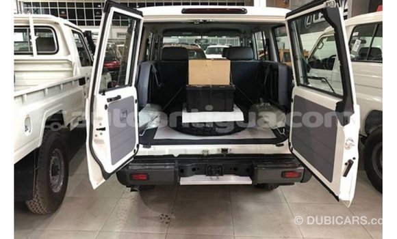 Buy Import Toyota Land Cruiser White Car in Import - Dubai in Antigua Buy Import Toyota Land Cruiser White Car in Import - Dubai in Antigua