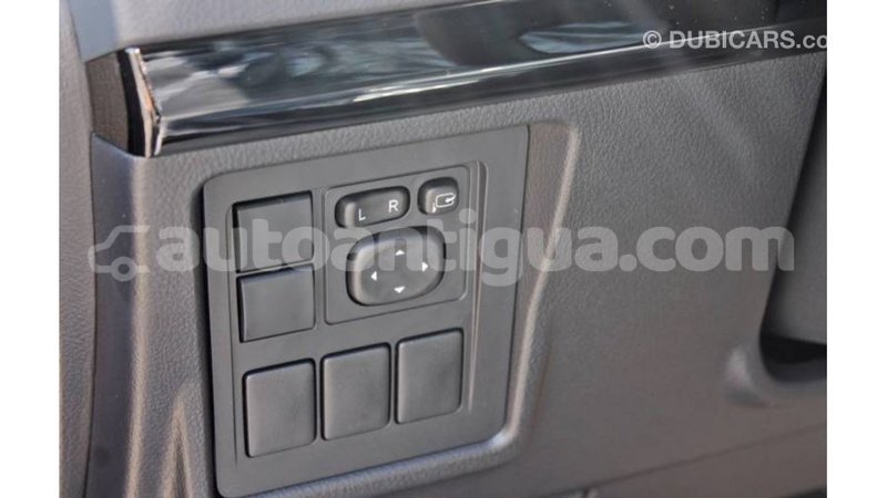Big with watermark toyota prado antigua import dubai 2110