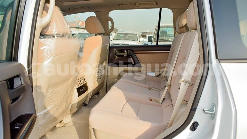 Big with watermark toyota land cruiser antigua import dubai 2124