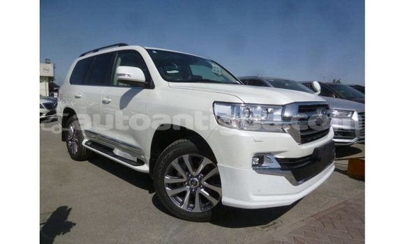 Buy Import Toyota Land Cruiser White Car in Import - Dubai in Antigua Buy Import Toyota Land Cruiser White Car in Import - Dubai in Antigua