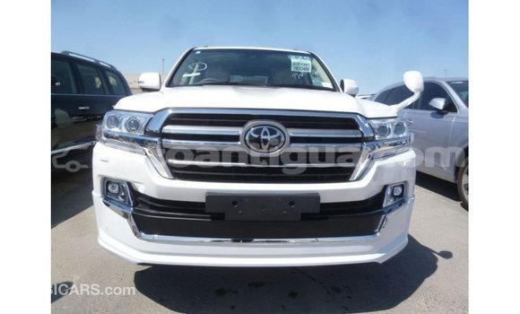 Buy Import Toyota Land Cruiser White Car in Import - Dubai in Antigua Buy Import Toyota Land Cruiser White Car in Import - Dubai in Antigua