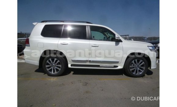 Buy Import Toyota Land Cruiser White Car in Import - Dubai in Antigua Buy Import Toyota Land Cruiser White Car in Import - Dubai in Antigua