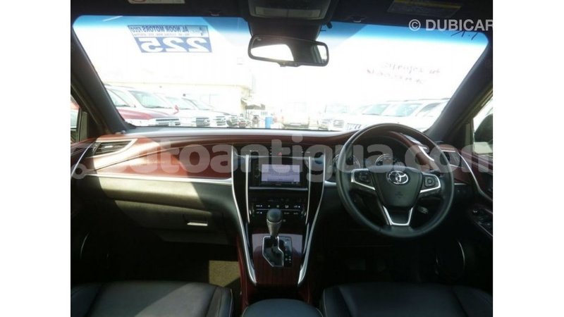 Big with watermark toyota harrier antigua import dubai 2133