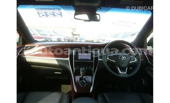 Buy Import Toyota Harrier Black Car in Import - Dubai in Antigua Buy Import Toyota Harrier Black Car in Import - Dubai in Antigua