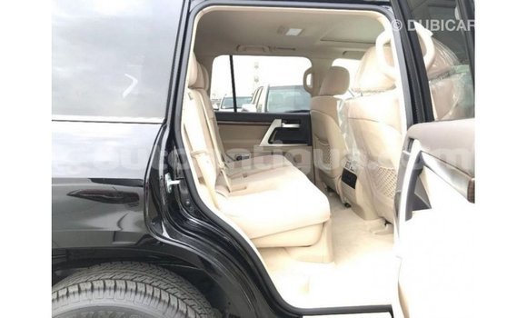 Buy Import Toyota Land Cruiser Black Car in Import - Dubai in Antigua Buy Import Toyota Land Cruiser Black Car in Import - Dubai in Antigua