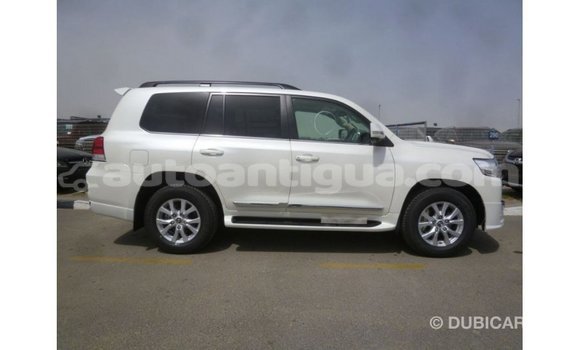 Buy Import Toyota Land Cruiser White Car in Import - Dubai in Antigua Buy Import Toyota Land Cruiser White Car in Import - Dubai in Antigua