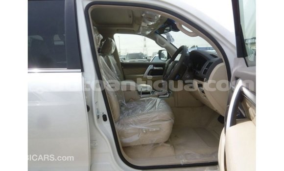 Buy Import Toyota Land Cruiser White Car in Import - Dubai in Antigua Buy Import Toyota Land Cruiser White Car in Import - Dubai in Antigua