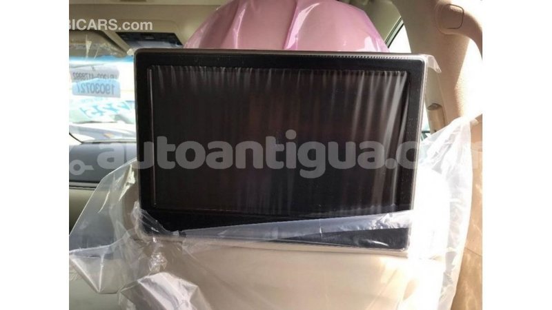 Big with watermark toyota land cruiser antigua import dubai 2145