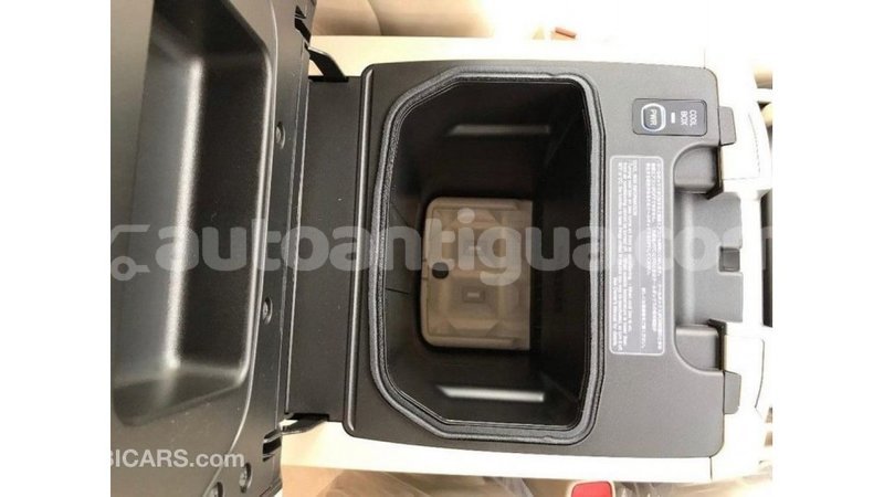 Big with watermark toyota land cruiser antigua import dubai 2145