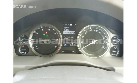 Buy Import Toyota Land Cruiser White Car in Import - Dubai in Antigua Buy Import Toyota Land Cruiser White Car in Import - Dubai in Antigua