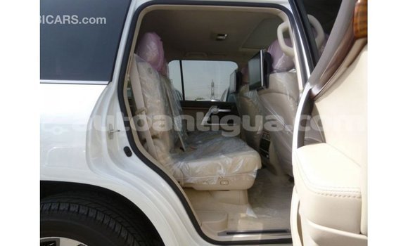 Buy Import Toyota Land Cruiser White Car in Import - Dubai in Antigua Buy Import Toyota Land Cruiser White Car in Import - Dubai in Antigua