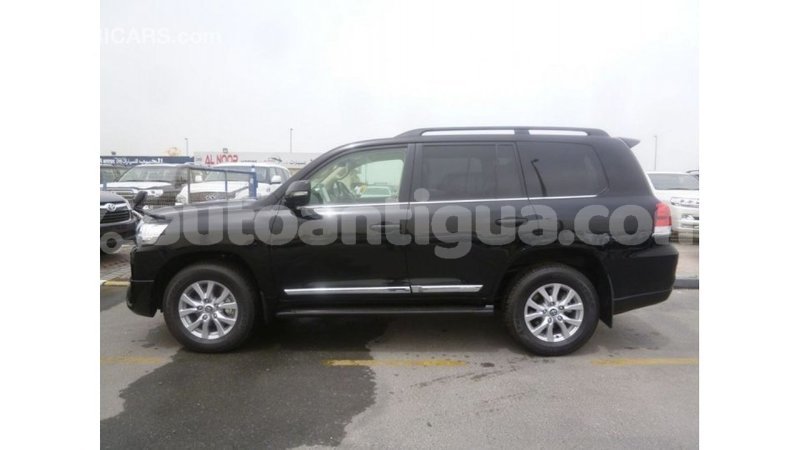 Big with watermark toyota land cruiser antigua import dubai 2170