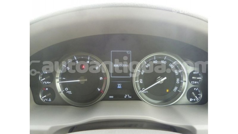 Big with watermark toyota land cruiser antigua import dubai 2170