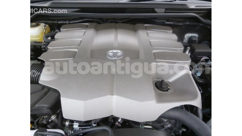Big with watermark toyota land cruiser antigua import dubai 2170