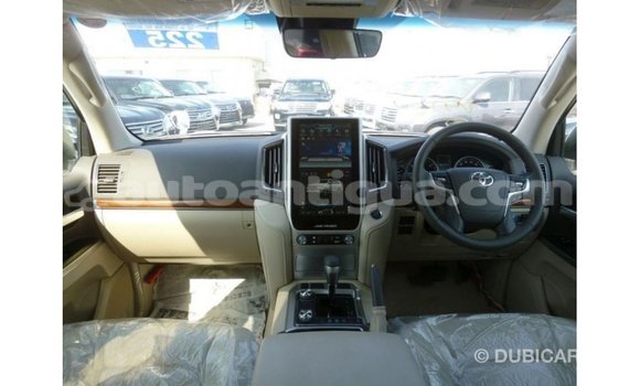 Buy Import Toyota Land Cruiser White Car in Import - Dubai in Antigua Buy Import Toyota Land Cruiser White Car in Import - Dubai in Antigua