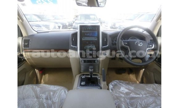 Buy Import Toyota Land Cruiser White Car in Import - Dubai in Antigua Buy Import Toyota Land Cruiser White Car in Import - Dubai in Antigua