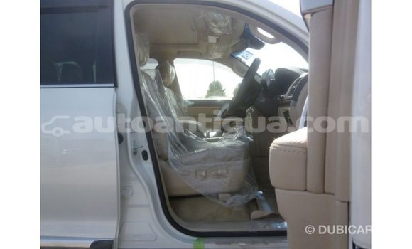 Buy Import Toyota Land Cruiser White Car in Import - Dubai in Antigua Buy Import Toyota Land Cruiser White Car in Import - Dubai in Antigua