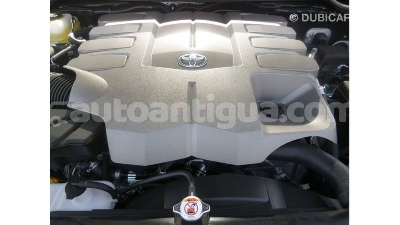 Big with watermark toyota land cruiser antigua import dubai 2175