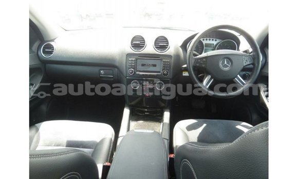 Buy Import Mercedes-Benz 190 (W201) Black Car in Import - Dubai in Antigua Buy Import Mercedes-Benz 190 (W201) Black Car in Import - Dubai in Antigua