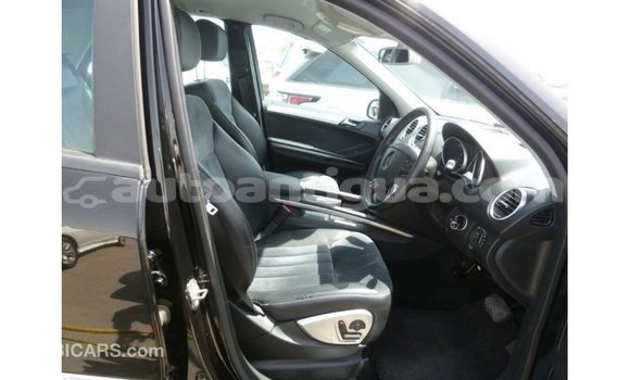 Buy Import Mercedes-Benz 190 (W201) Black Car in Import - Dubai in Antigua Buy Import Mercedes-Benz 190 (W201) Black Car in Import - Dubai in Antigua