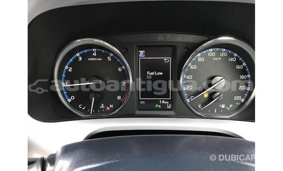 Buy Import Toyota HiAce White Truck in Import - Dubai in Antigua Buy Import Toyota HiAce White Truck in Import - Dubai in Antigua