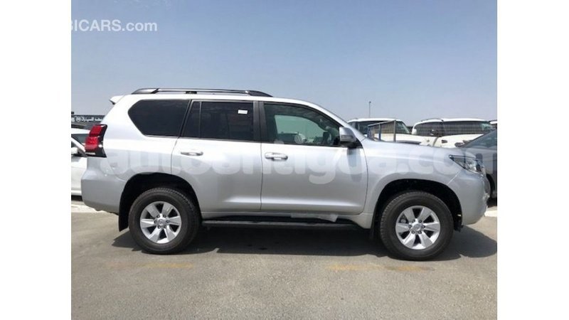 Big with watermark toyota prado antigua import dubai 2194