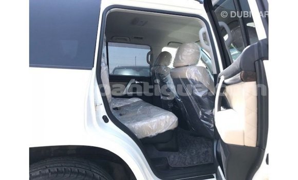 Buy Import Toyota Land Cruiser White Car in Import - Dubai in Antigua Buy Import Toyota Land Cruiser White Car in Import - Dubai in Antigua