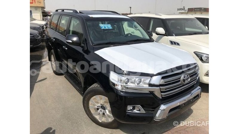 Big with watermark toyota land cruiser antigua import dubai 2198
