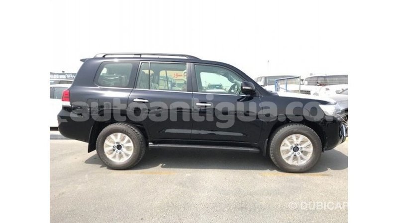 Big with watermark toyota land cruiser antigua import dubai 2198