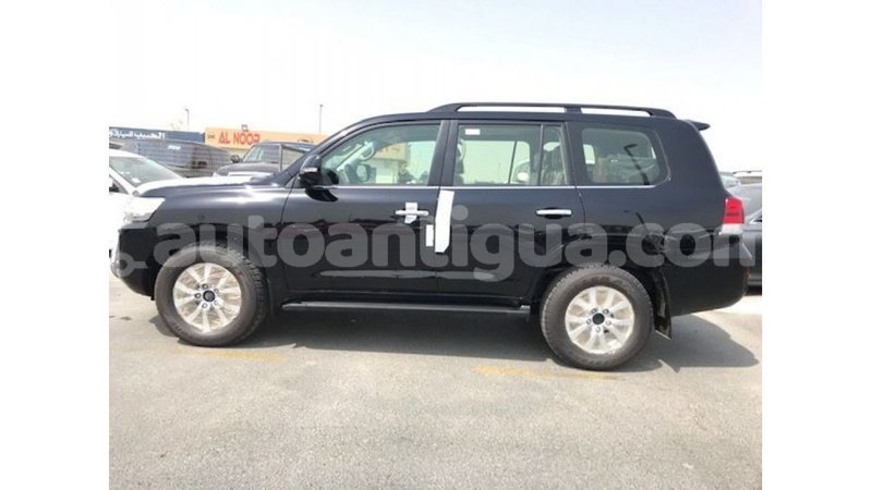 Big with watermark toyota land cruiser antigua import dubai 2198