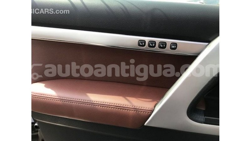 Big with watermark toyota land cruiser antigua import dubai 2198