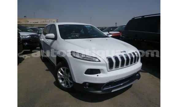Buy Import Jeep Cherokee White Car in Import - Dubai in Antigua