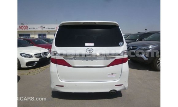 Buy Import Toyota Vellfire White Car in Import - Dubai in Antigua Buy Import Toyota Vellfire White Car in Import - Dubai in Antigua