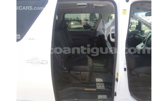 Buy Import Toyota Vellfire White Car in Import - Dubai in Antigua Buy Import Toyota Vellfire White Car in Import - Dubai in Antigua