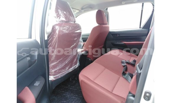Buy Import Toyota Hilux Other Car in Import - Dubai in Antigua Buy Import Toyota Hilux Other Car in Import - Dubai in Antigua