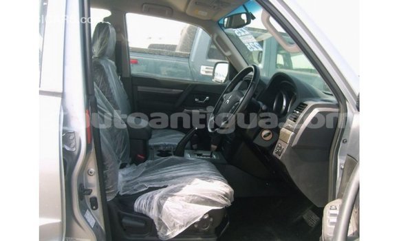 Buy Import Mitsubishi Pajero Other Car in Import - Dubai in Antigua Buy Import Mitsubishi Pajero Other Car in Import - Dubai in Antigua