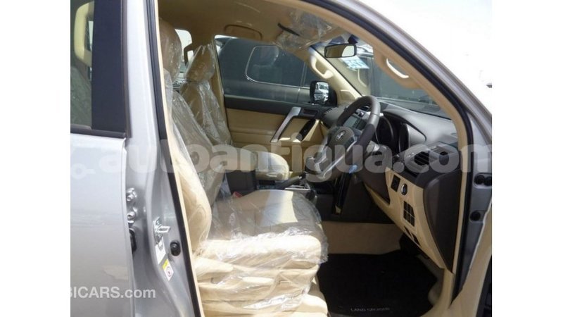 Big with watermark toyota prado antigua import dubai 2218