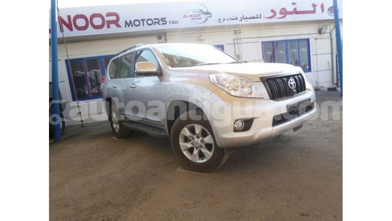 Big with watermark toyota prado antigua import dubai 2222