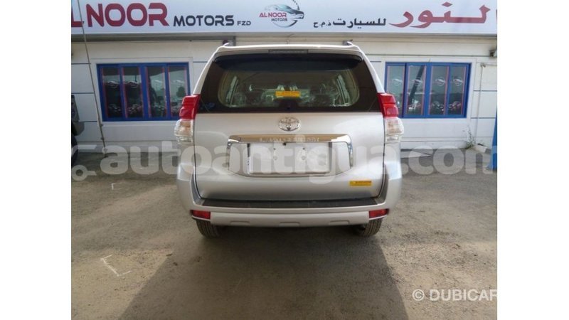 Big with watermark toyota prado antigua import dubai 2222