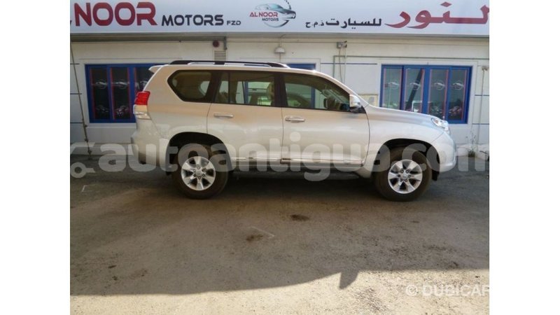 Big with watermark toyota prado antigua import dubai 2222