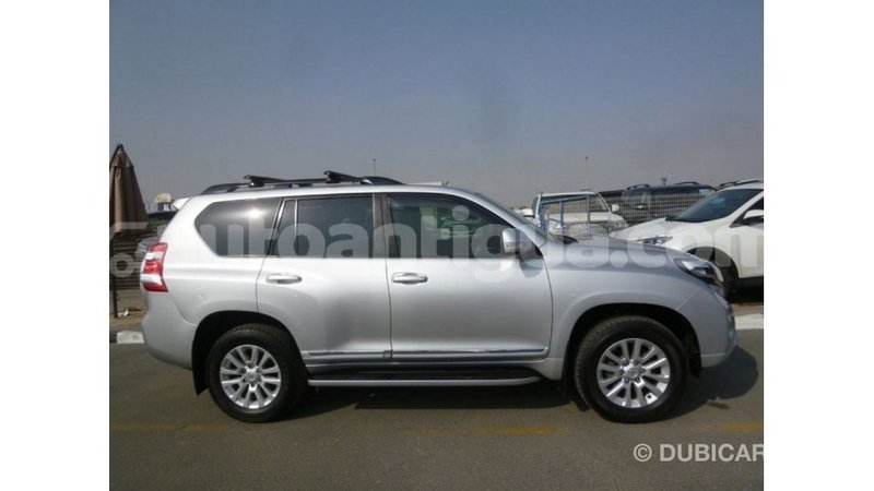 Big with watermark toyota prado antigua import dubai 2226