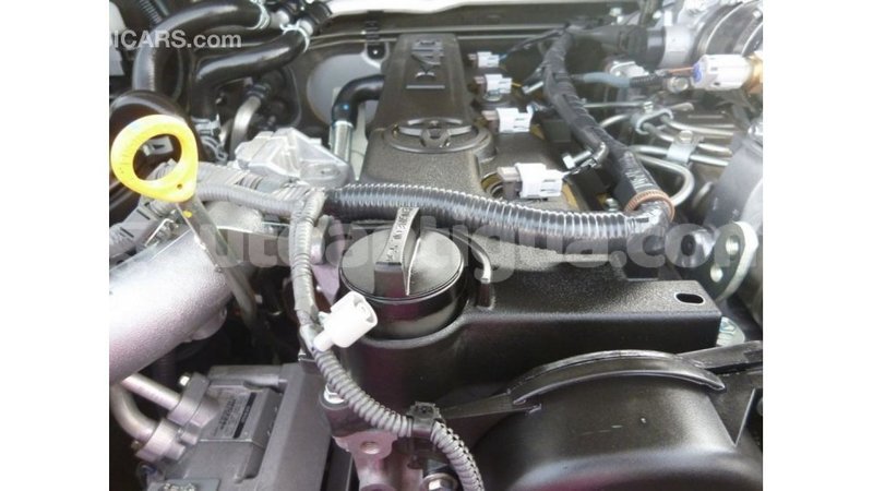 Big with watermark toyota prado antigua import dubai 2226