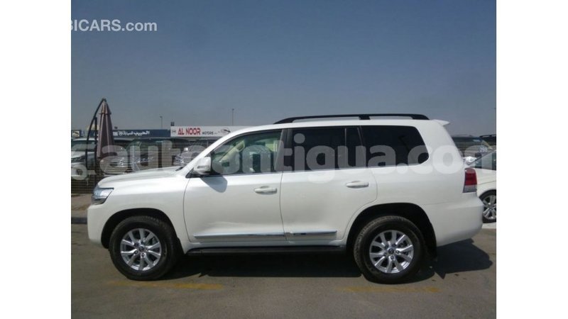 Big with watermark toyota land cruiser antigua import dubai 2248