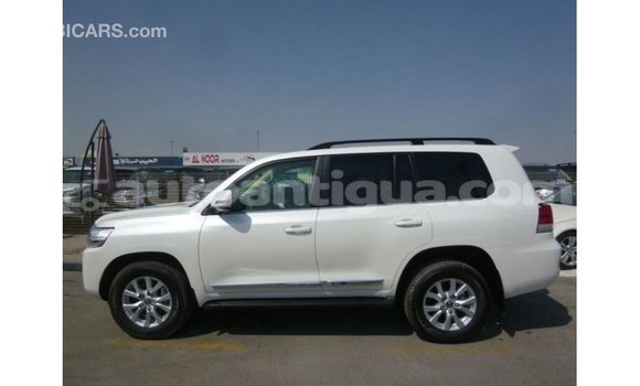 Buy Import Toyota Land Cruiser White Car in Import - Dubai in Antigua Buy Import Toyota Land Cruiser White Car in Import - Dubai in Antigua