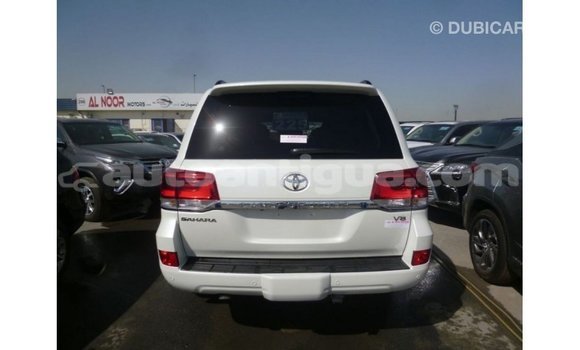 Buy Import Toyota Land Cruiser White Car in Import - Dubai in Antigua Buy Import Toyota Land Cruiser White Car in Import - Dubai in Antigua