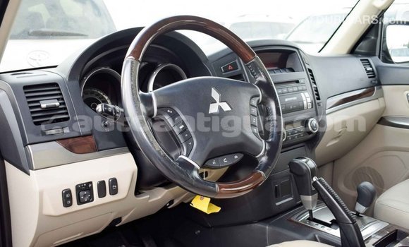 Buy Import Mitsubishi Pajero Black Car in Import - Dubai in Antigua Buy Import Mitsubishi Pajero Black Car in Import - Dubai in Antigua