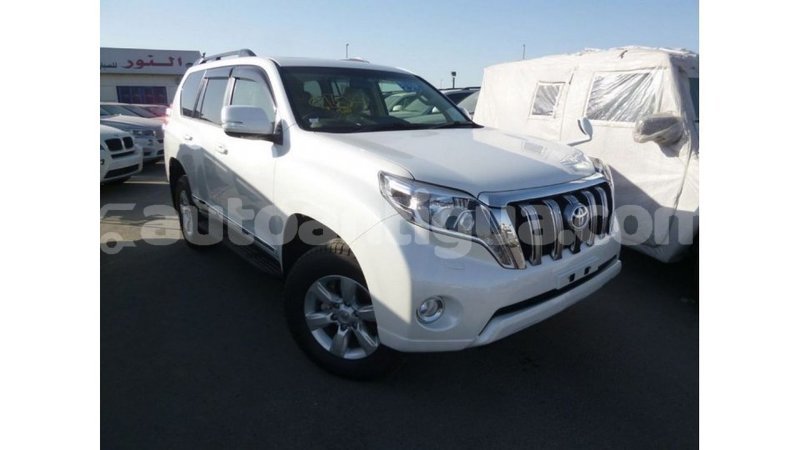 Big with watermark toyota prado antigua import dubai 2268